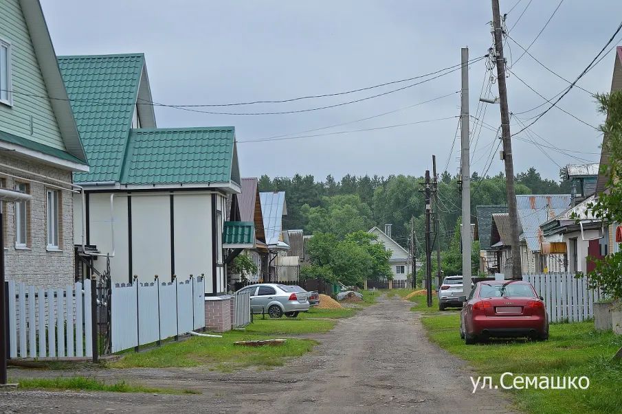 Где эта улица… В День медицинского работника принято чтить всех, кто давал клятву Гиппократа